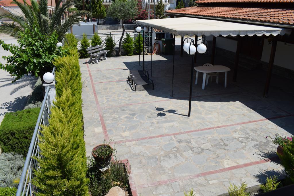 Appartamento Menis Haus Vrasná Esterno foto
